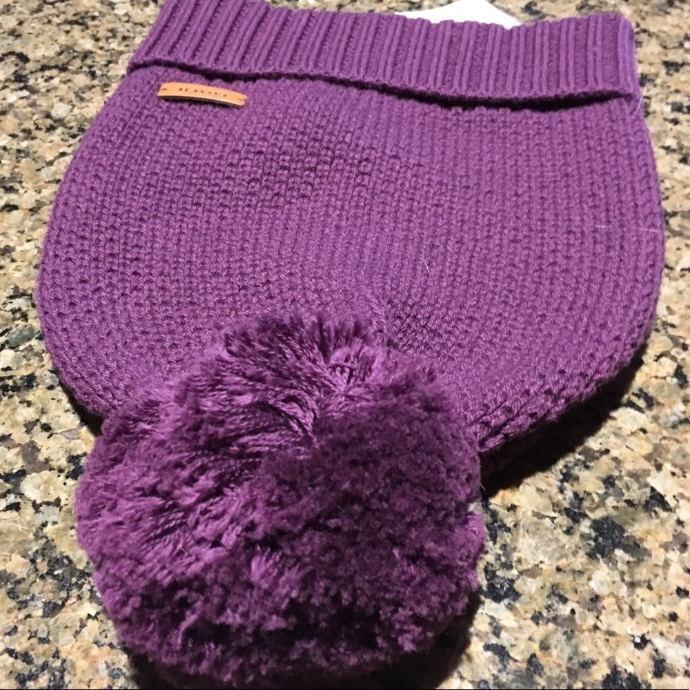 🆕Coach TuckStitch Knit Cap - PomPom Beanie